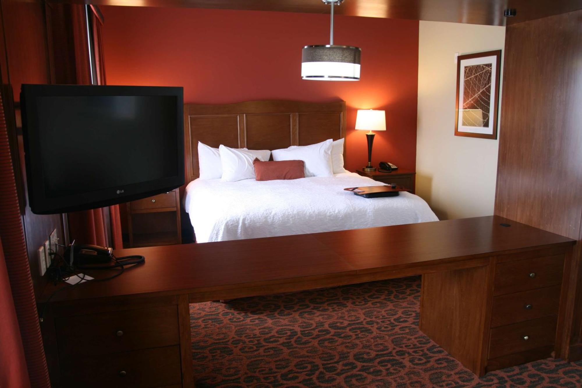 Hampton Inn & Suites Бастроп Экстерьер фото